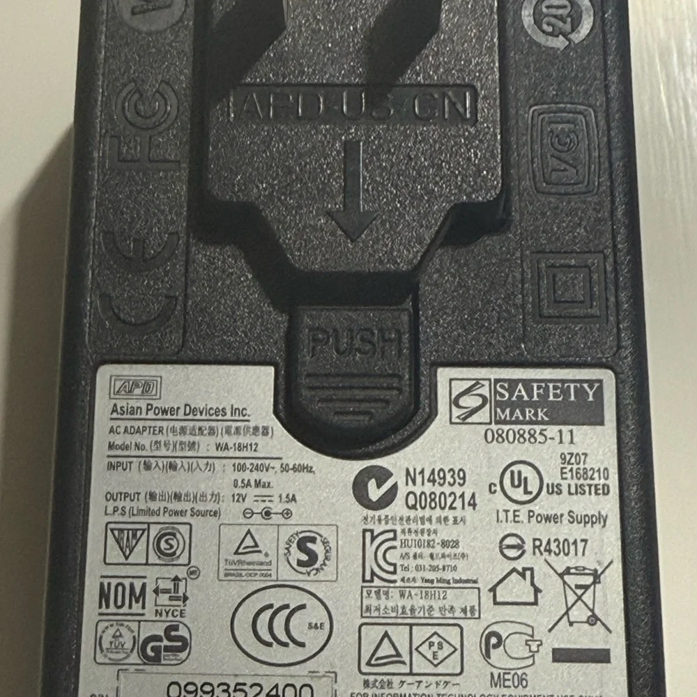 Asian Power Devices AC Adapter 12V Power Supply